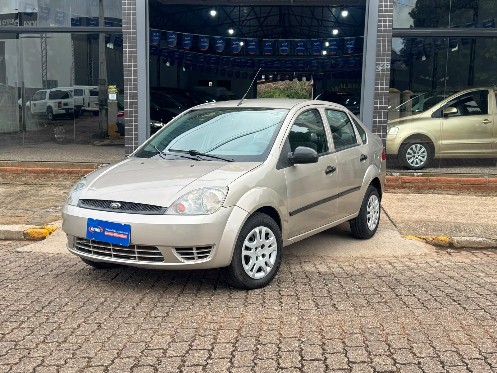 FORD FIESTA 1.0 SEDAN